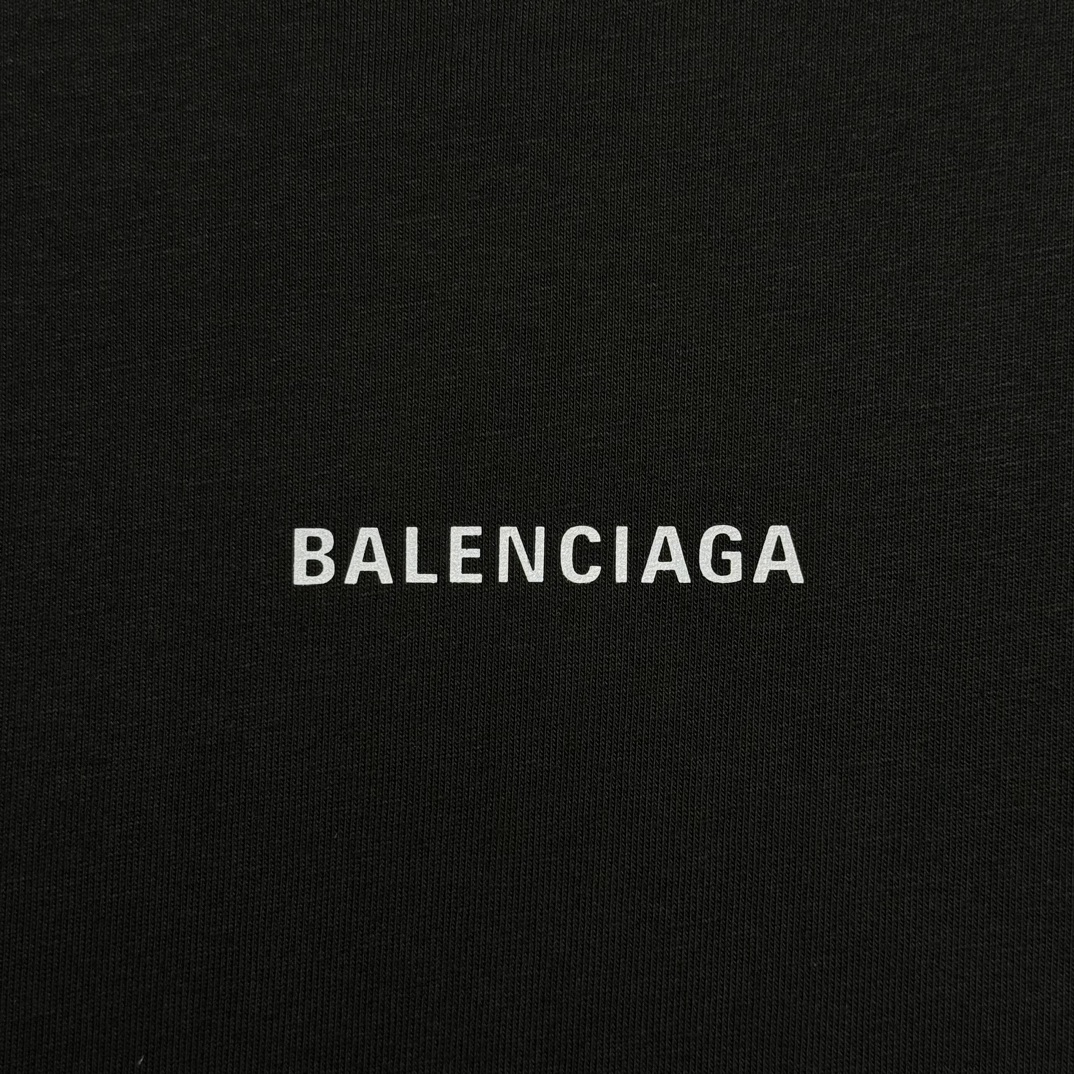 BALENCIAGA Glowing Letters T-shirt(764235TQVN11083）
