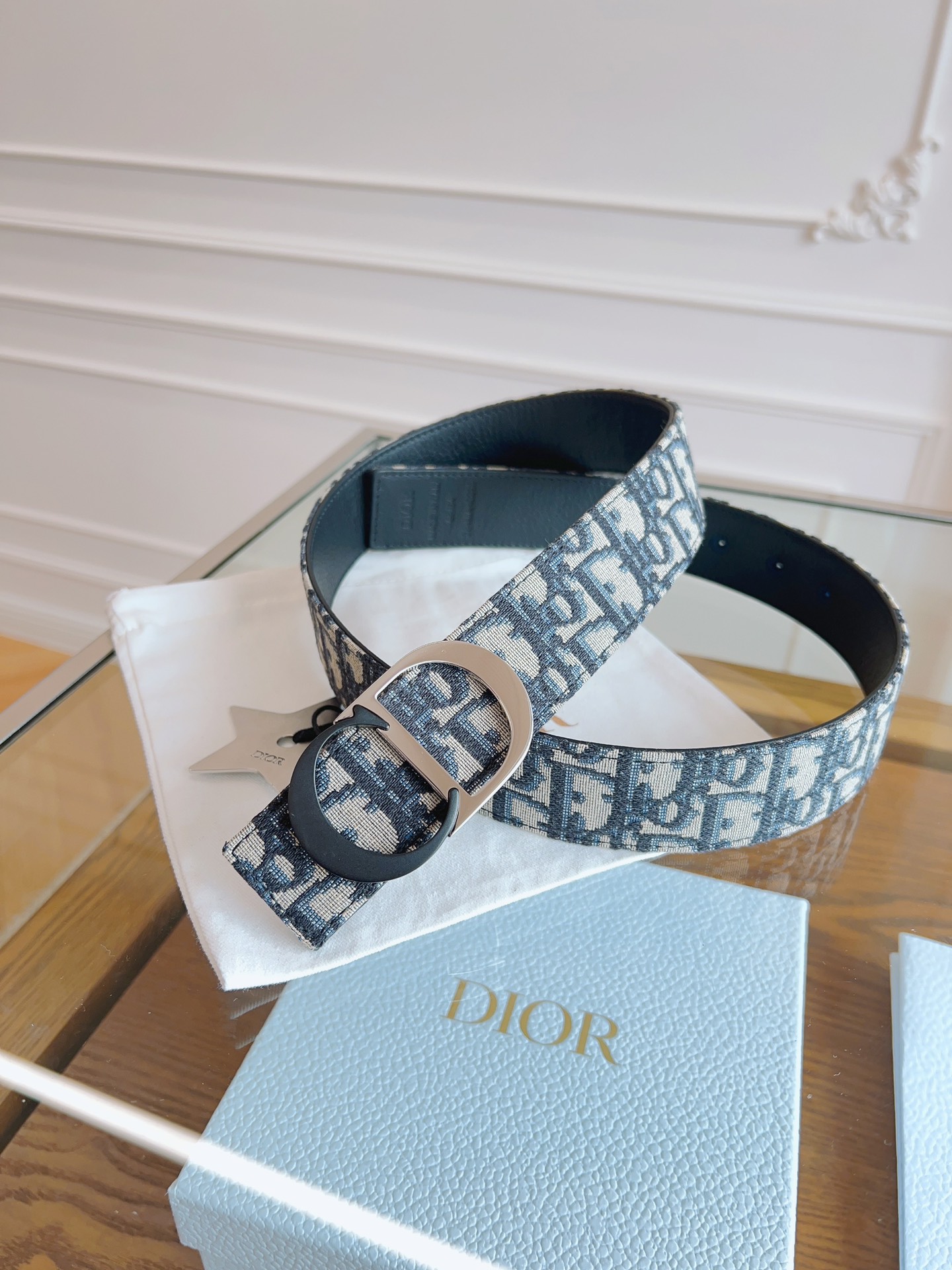 Dior Calfskin Leather Belts（ Black & Silver Belt Buckle）（B0447UWEOM930）