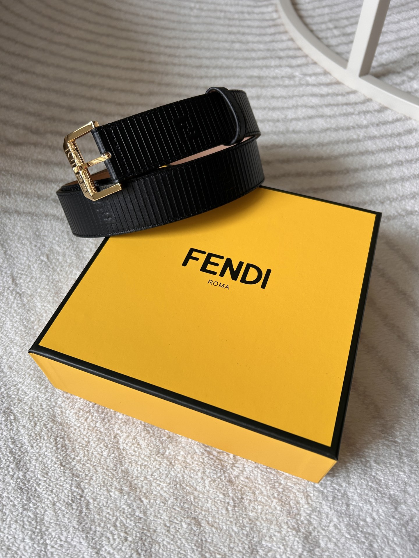 FENDI Edge Brand-Embossed Leather Belt（7C0469AG0R_F0GXN）