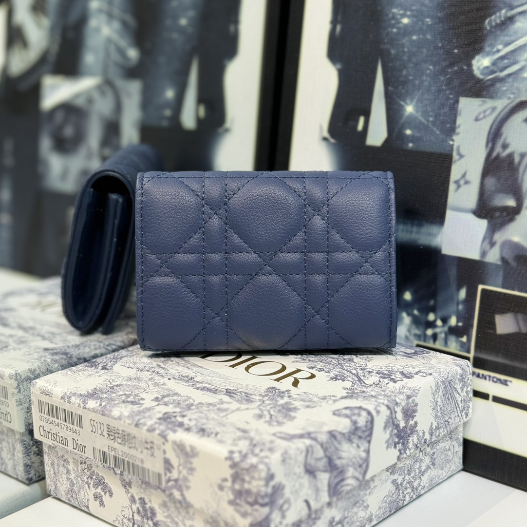 Dior Caro Cannage Bifold Coin Case in Black Leather（S5132UWHC-M900）