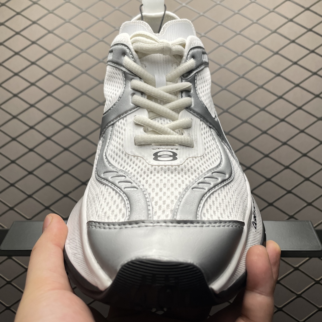 BALENCIAGA Circuit Sneaker "White/Silver"（793945WFLGY9100）