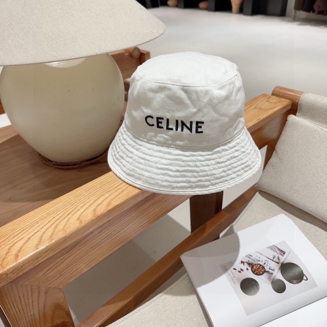 CELINE Printed Logo Bucket Hat（2AU5B123N-38NO）