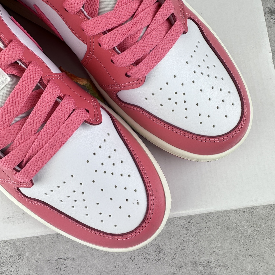 Nike Women's Air Jordan 1 Mid "Strawberries and Cream"（BQ6472-186）
