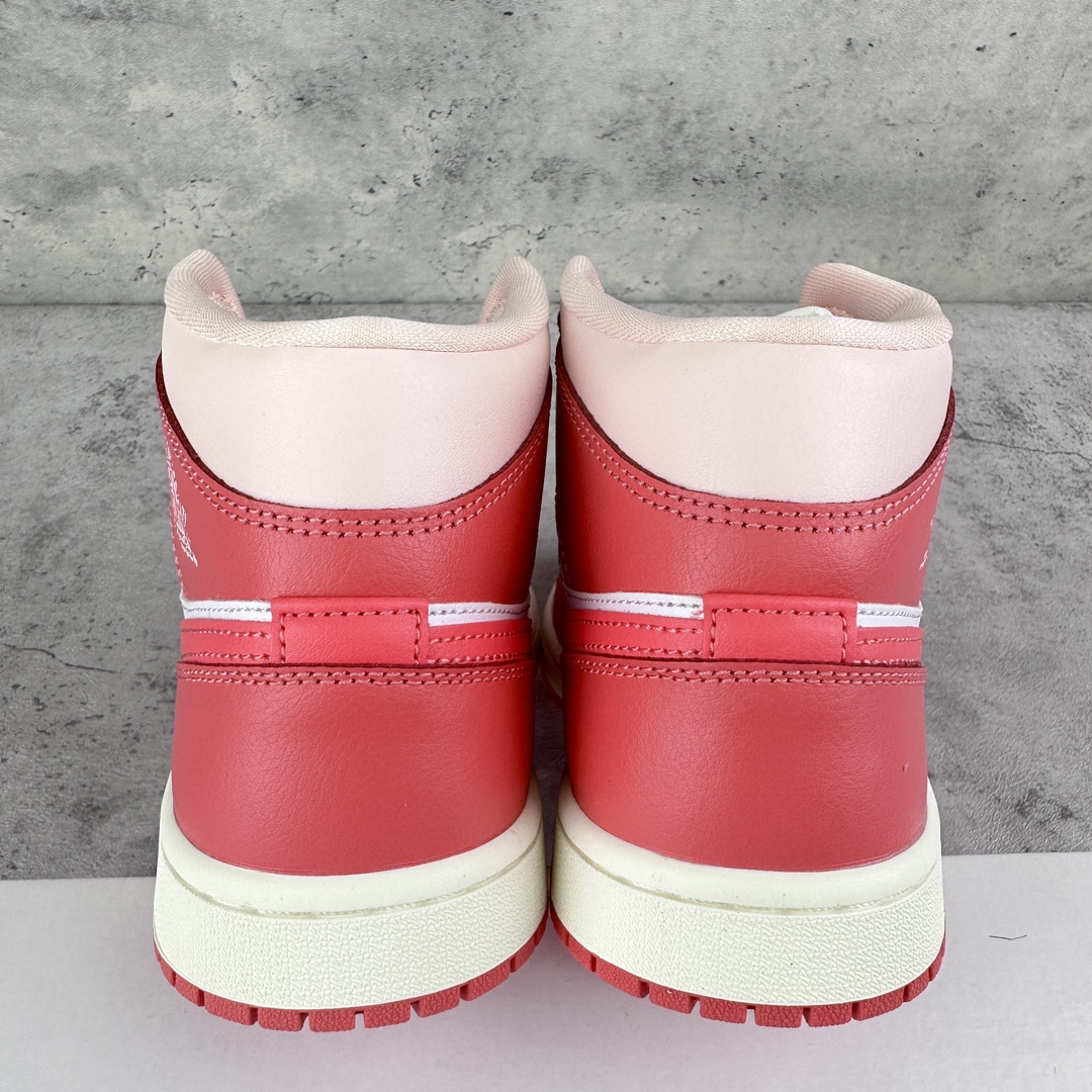 Nike Women's Air Jordan 1 Mid "Strawberries and Cream"（BQ6472-186）