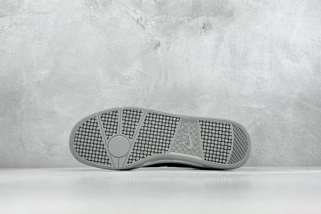 Travis Scott Cactus Jack × Nike Attack (Mac Attack) "Light Smoke Grey"（HF4198-001）