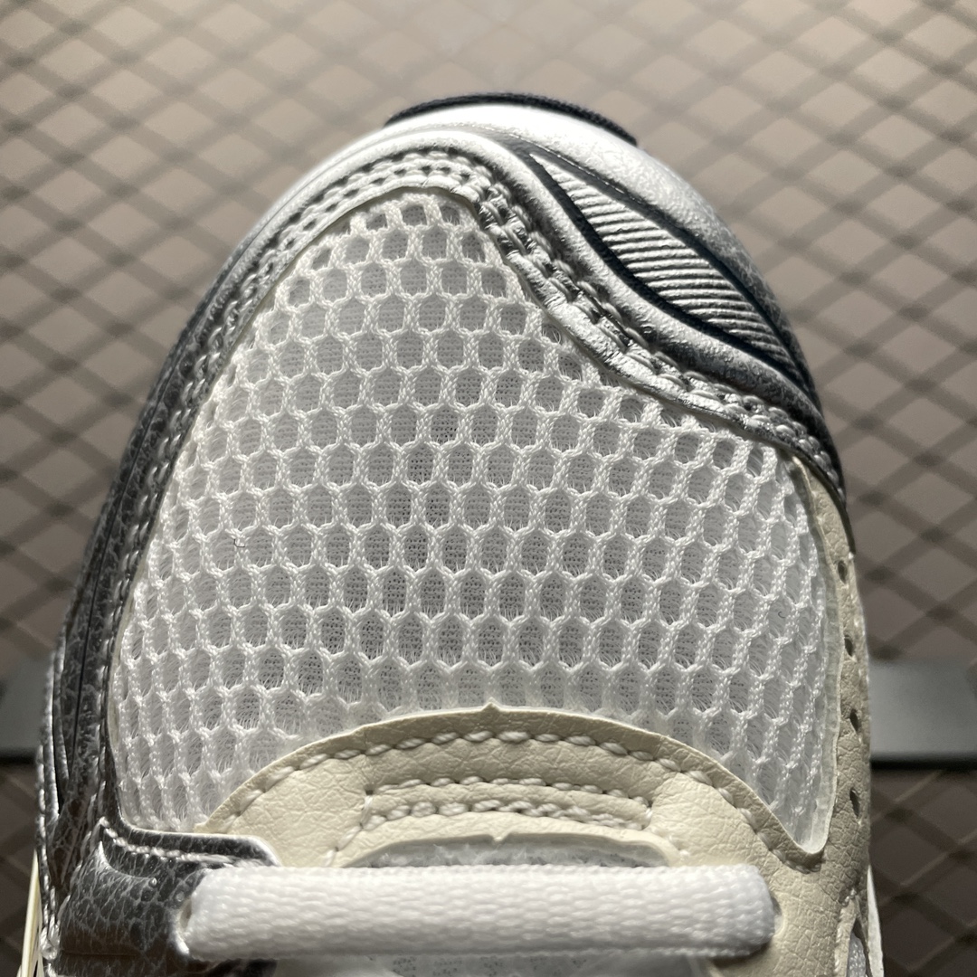 Asics Women's Gel-Kayano 14 "White/Midnight"（1202A056-109）