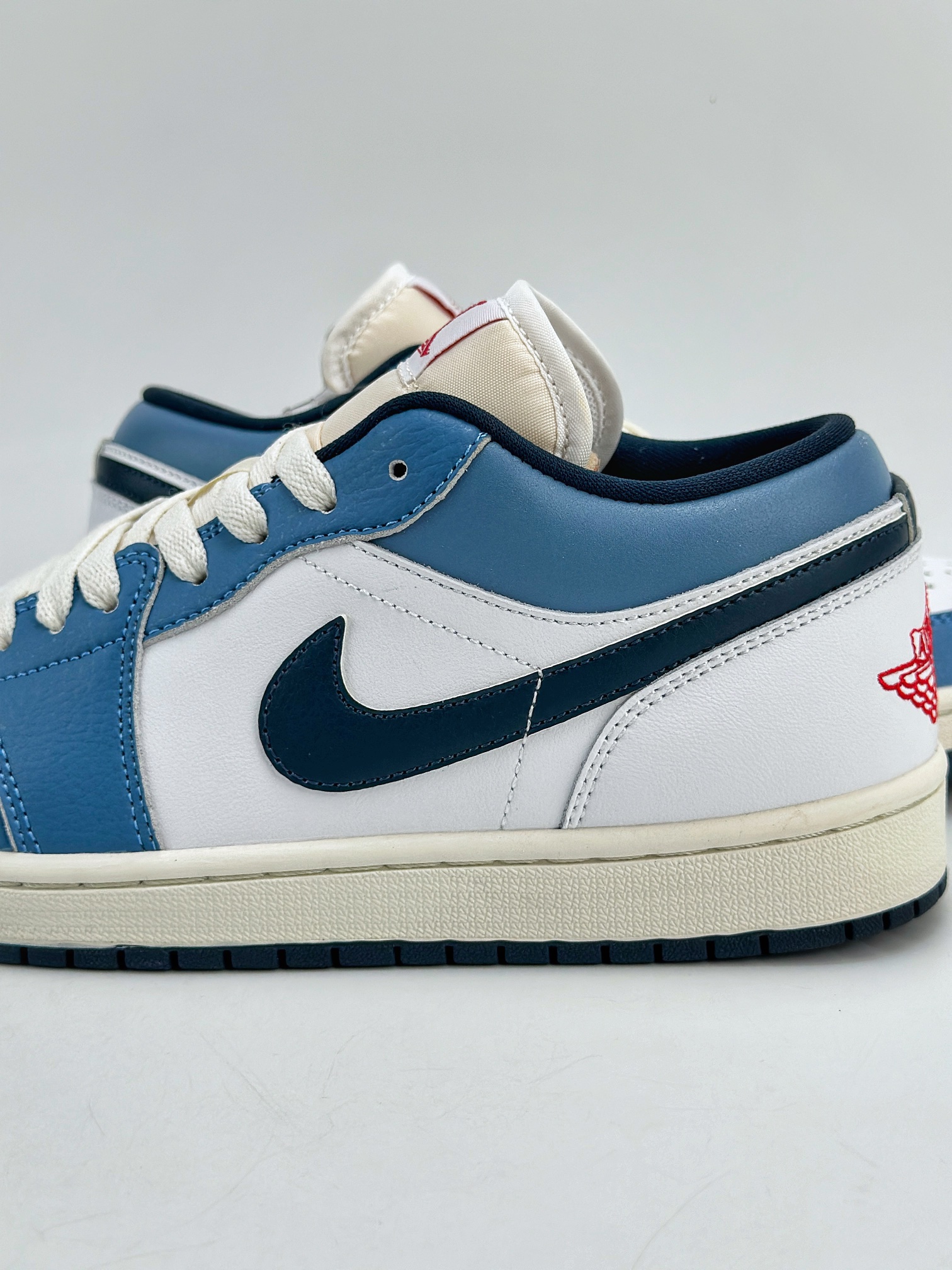 Nike Air Jordan 1 Low "White/Aegean Storm (HM3711-144)