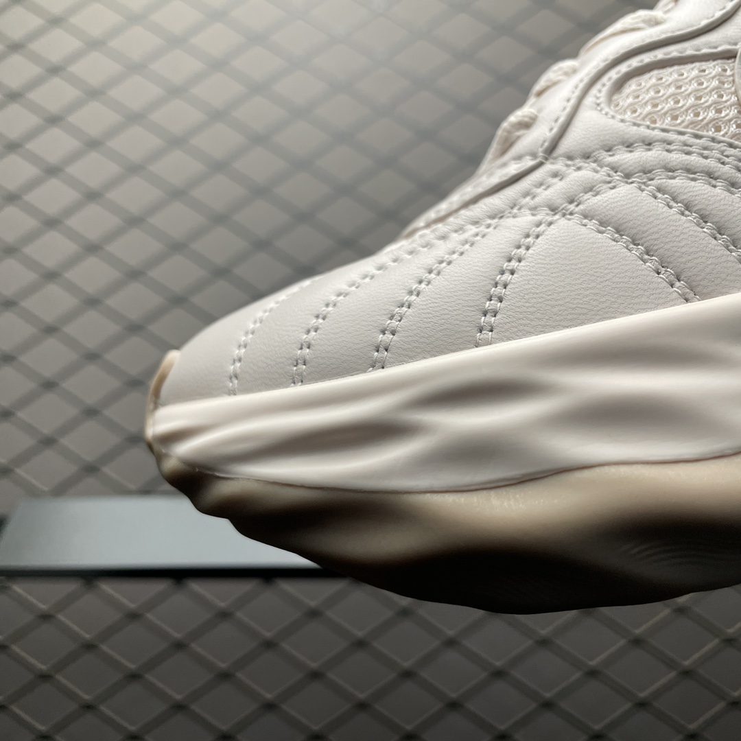 GUCCI | Men's Interlocking G sneaker（771471 AAC95 9110）