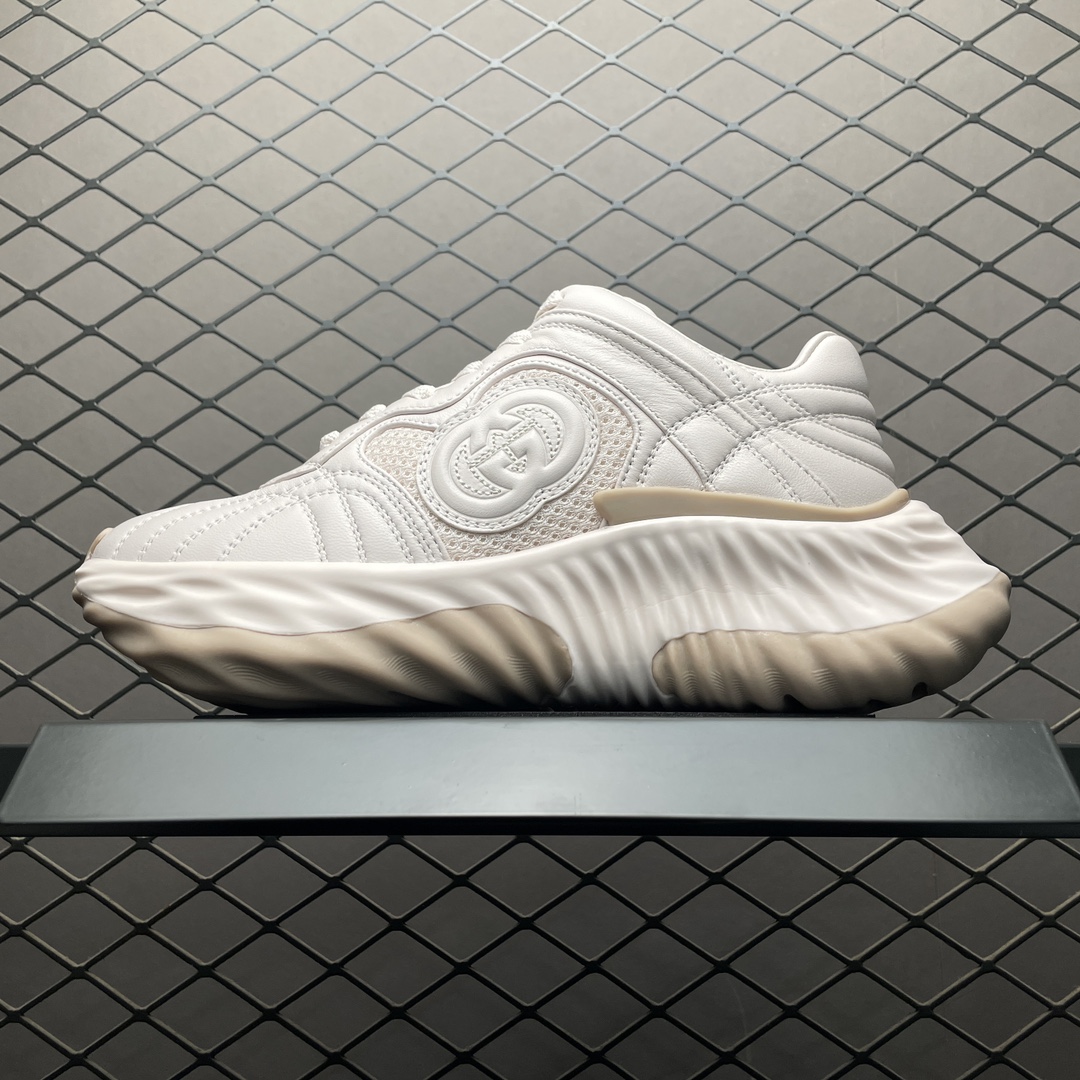 GUCCI | Men's Interlocking G sneaker（771471 AAC95 9110）