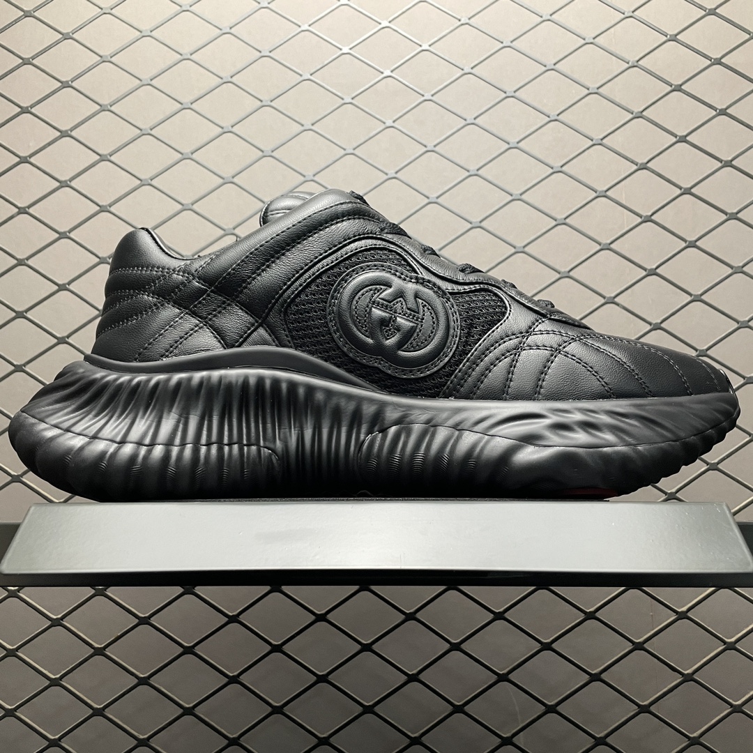 GUCCI | Men's Interlocking G sneaker（771471 AAC95 1000）