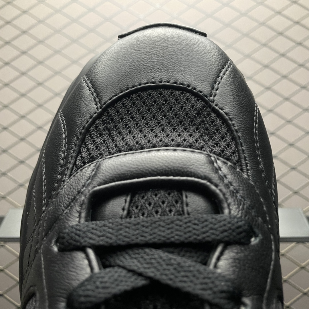 GUCCI | Men's Interlocking G sneaker（771471 AAC95 1000）