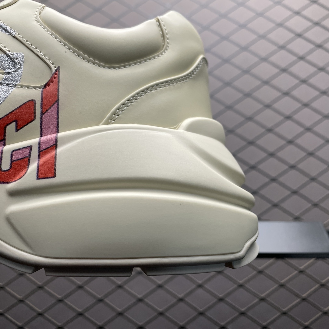 Gucci Ivory Leather Women's Rhyton Sneakers（800243 2SH00 9522）