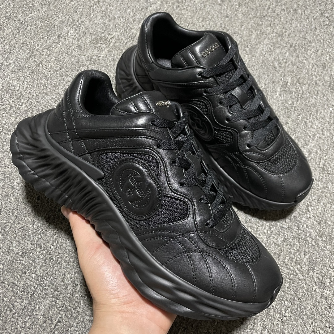 GUCCI | Men's Interlocking G sneaker（771471 AAC95 1000）