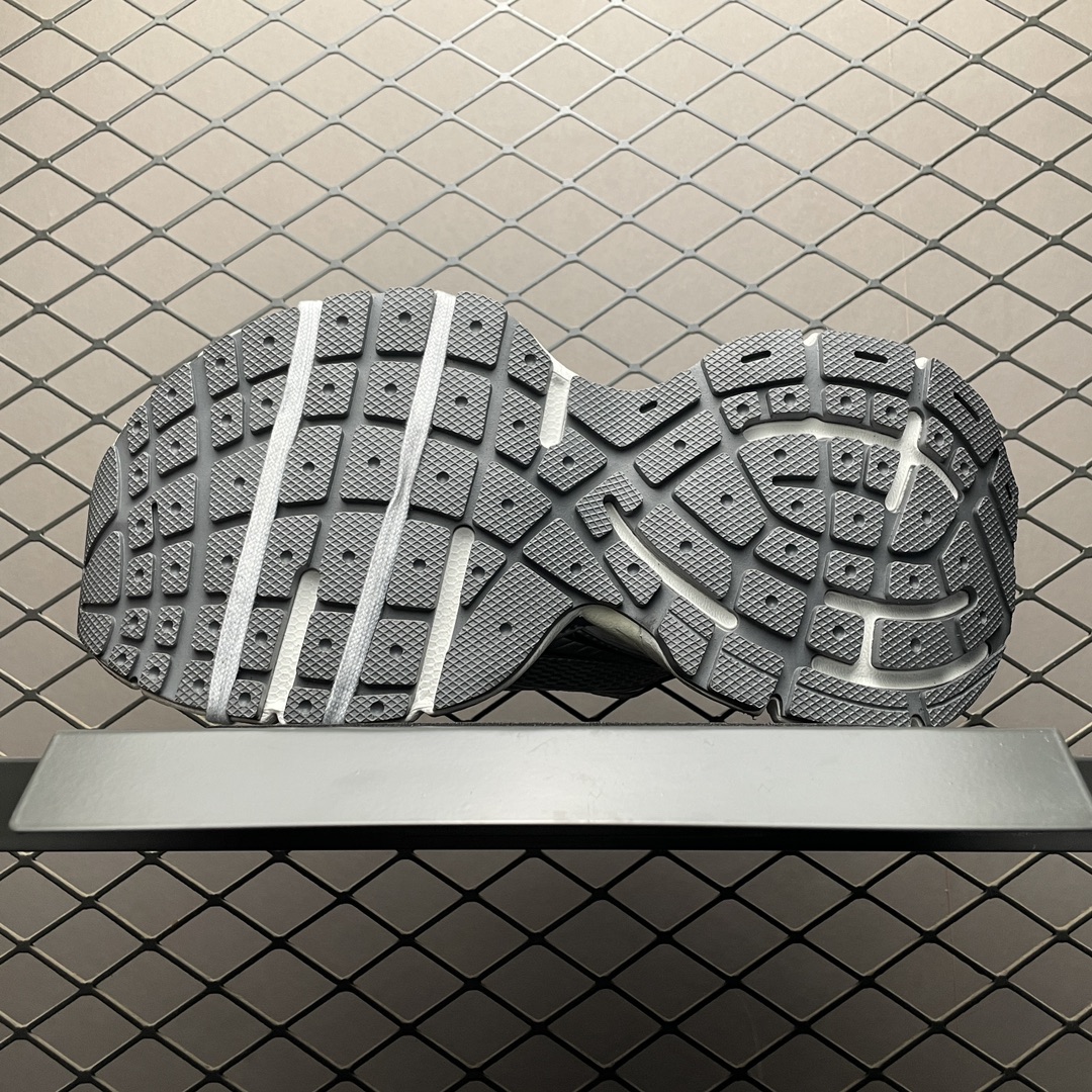 BALENCIAGA 3XL Mule（742672W3XL51219）