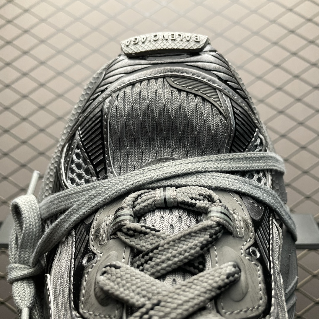 BALENCIAGA 3XL Mule（742672W3XLM9115）