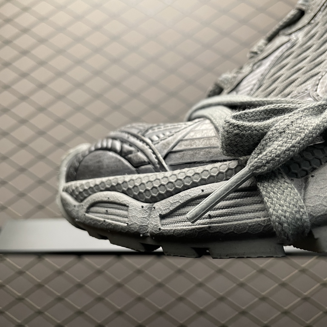 BALENCIAGA 3XL Mule（742672W3XLM9115）