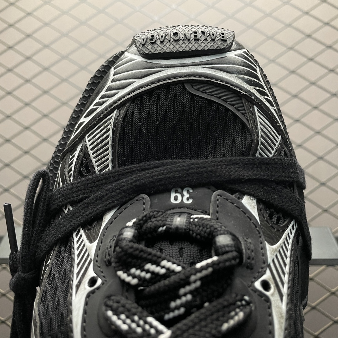 BALENCIAGA 3XL Mule（742672W3XLM9113）