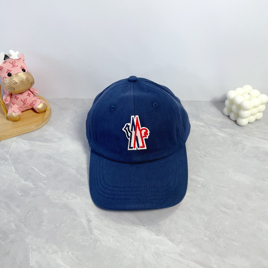 Moncler Logo Embroidered Baseball Cap（J20983B0000204863999）