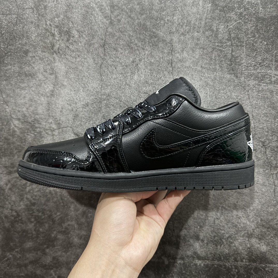 Nike Women's Air Jordan 1 Low SE Nike Women's Air Jordan 1 Low SE