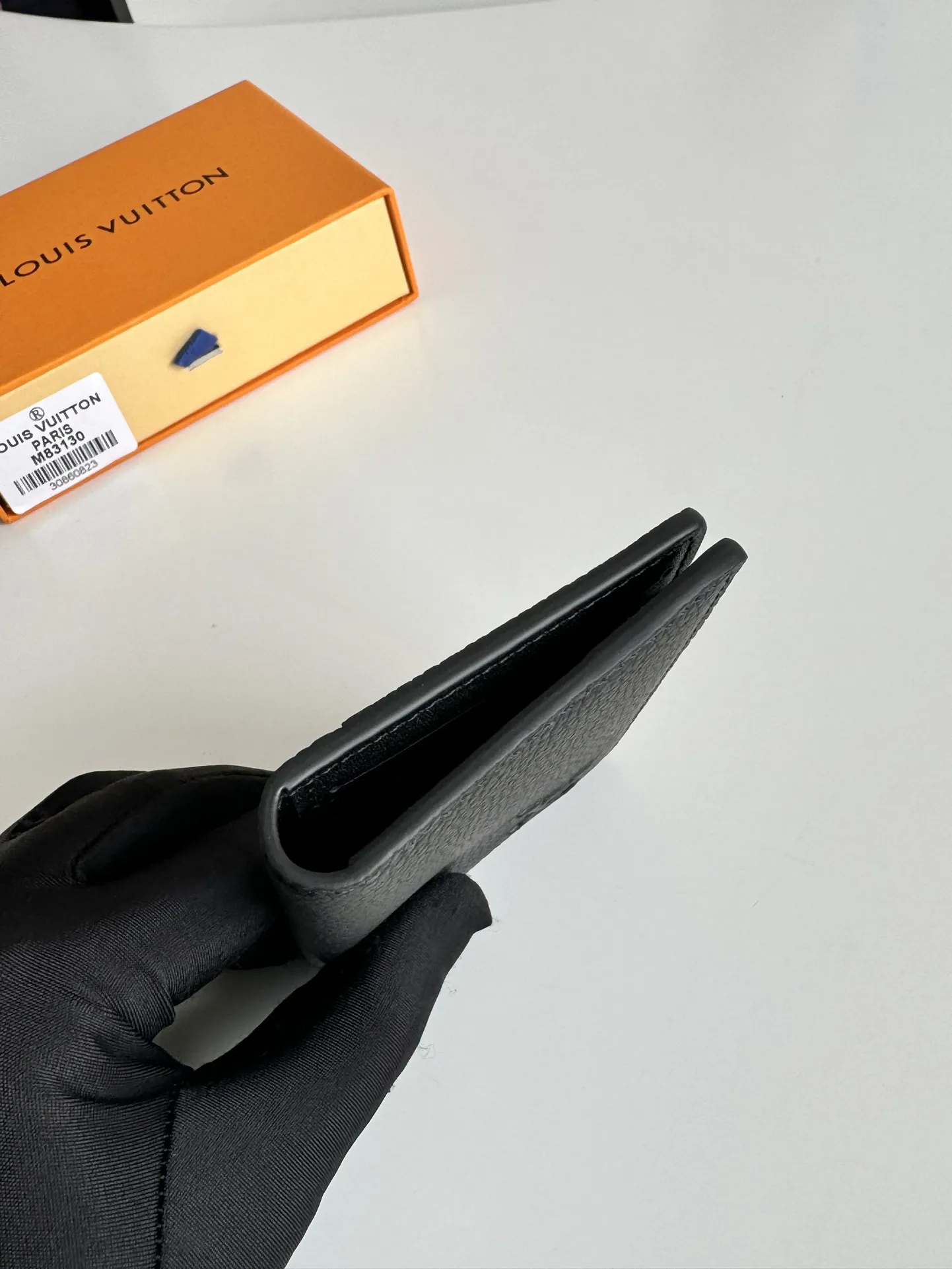 Louis Vuitton Pocket Organizer - Monogram Other （M11548）