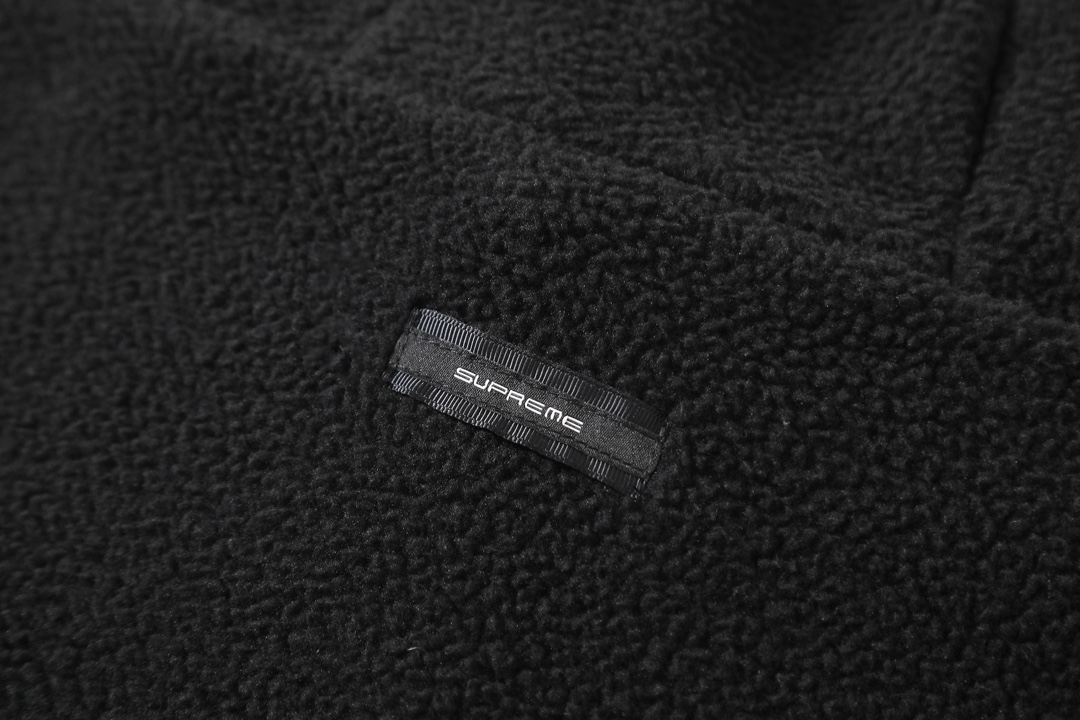 Supreme x Nike ACG Fleece Pullover 'Black White'（SUP-FW22-221）