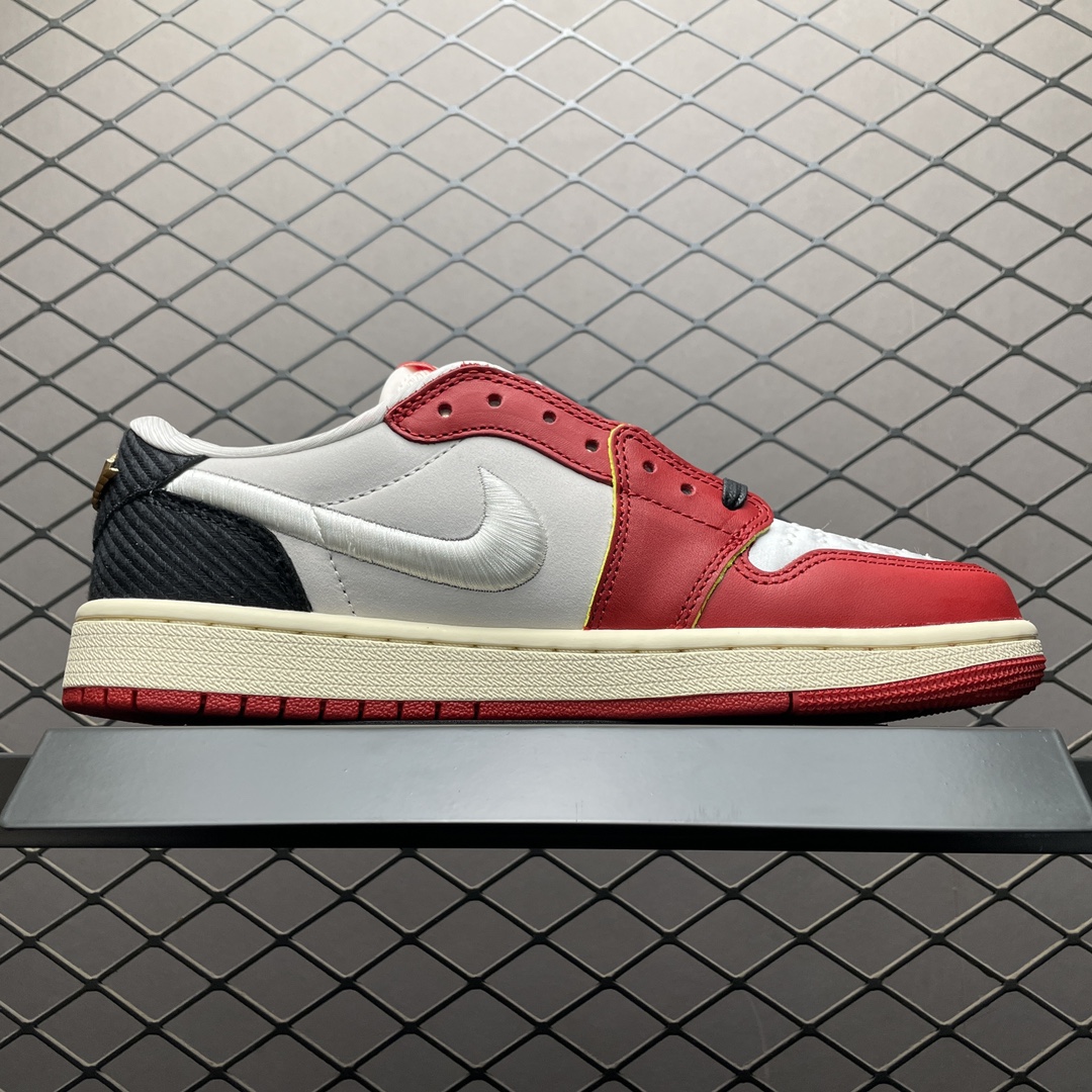 Trophy Room × Nike Air Jordan 1 Low OG "Home"（HV6157-100）