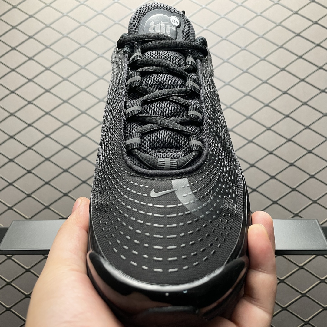 Supreme × Nike Air Max DN 