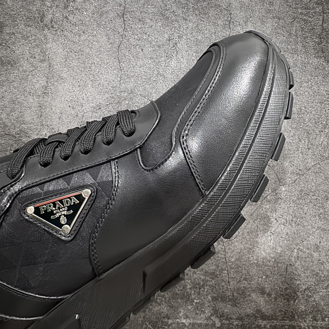 PRADA★レザーxナイロン ハイトップスニーカー（2EE390_3LNW_F0002_F_G000）