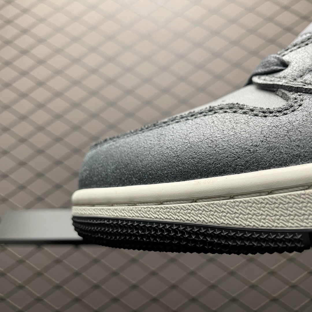 Nike Women's Air Jordan 1 Mid SE "Smoke Grey" (FJ3448-001)