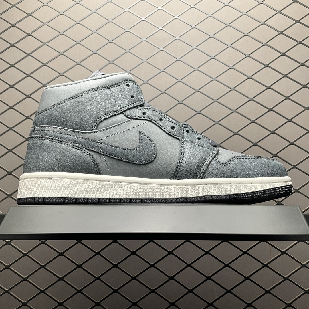 Nike Women's Air Jordan 1 Mid SE "Smoke Grey" (FJ3448-001)