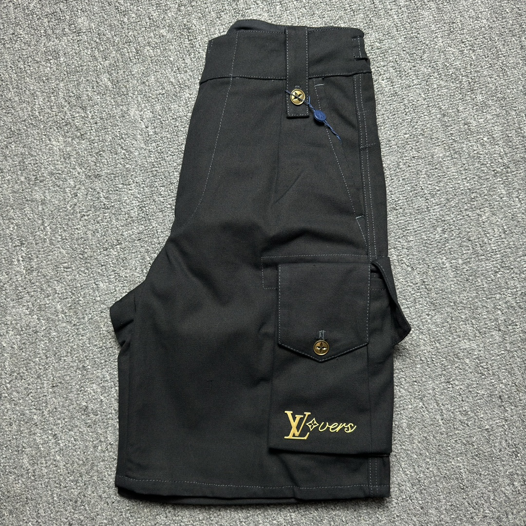 Louis Vuitton Cotton Utility Cargo Shorts(1AFJ54）