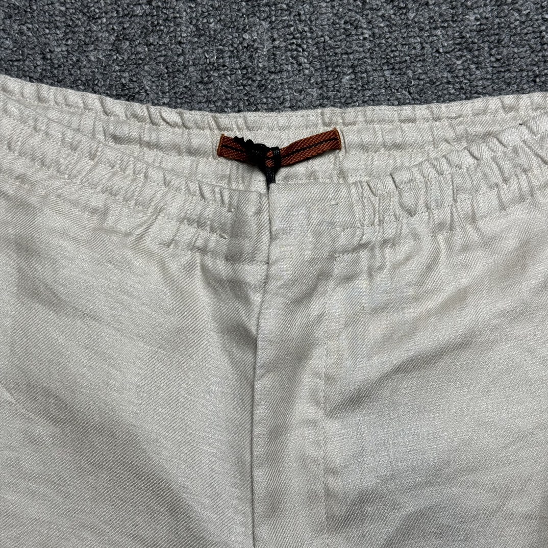 Zegna Linen shorts（32UDEF77 ）