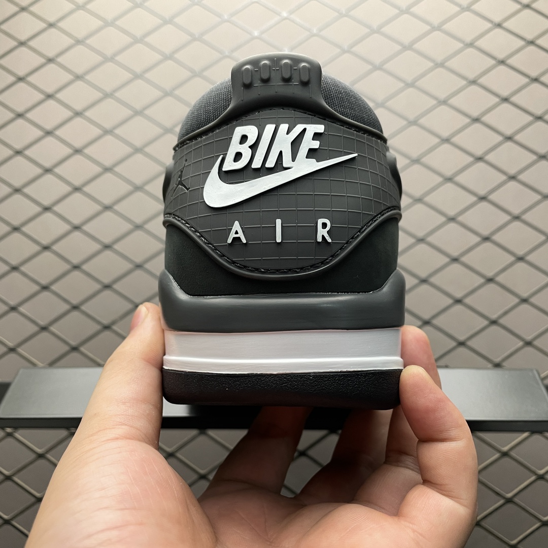 Nigel Sylvester × Nike Air Jordan 4 RM SP "Driveway Grey"（HF4334-004）