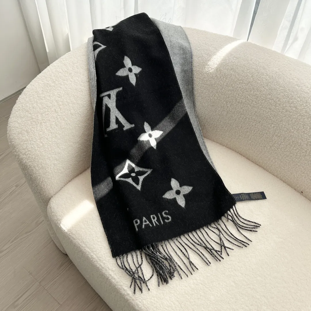 Louis Vuitton Scarf Reykjavik （M76067）