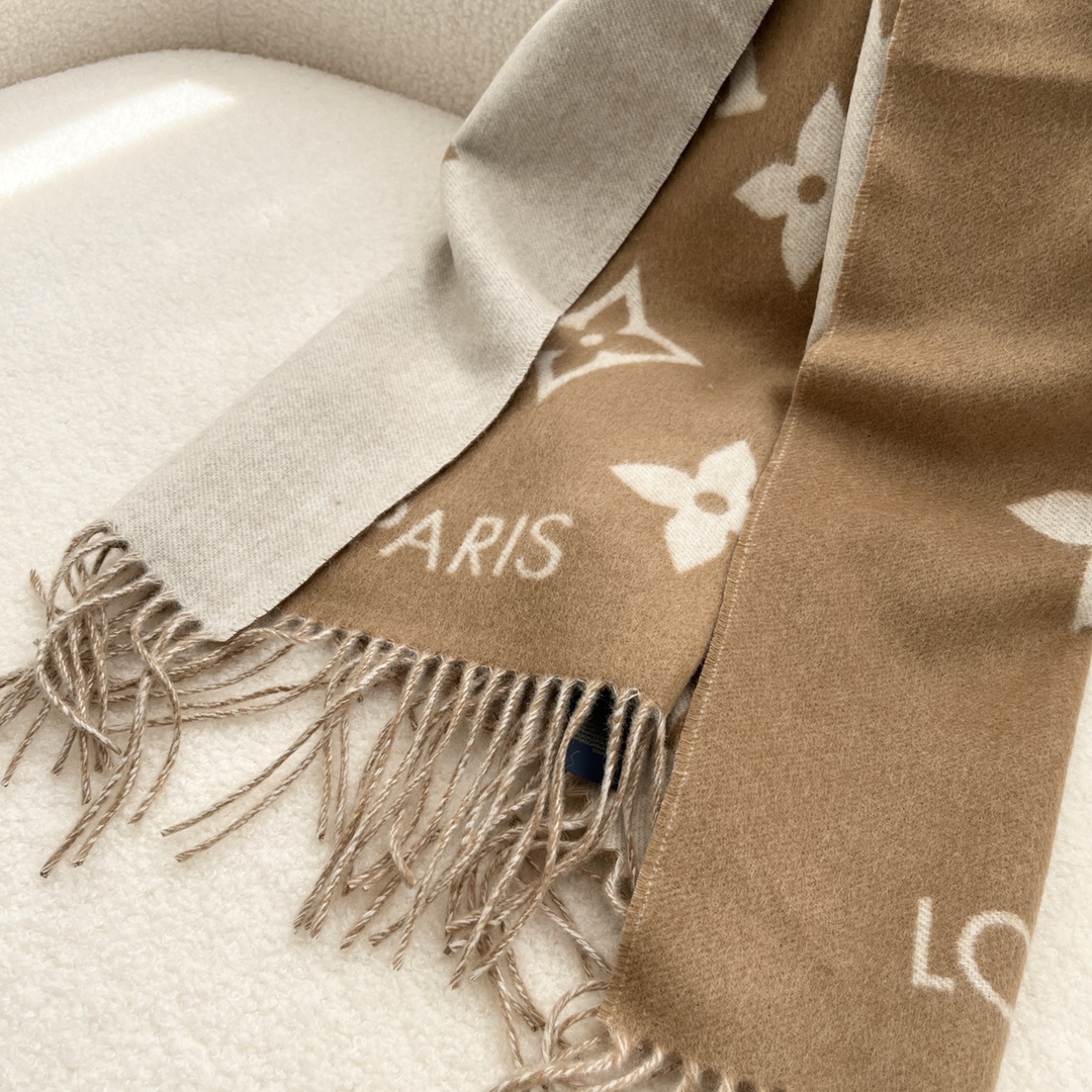 Louis Vuitton Scarf Reykjavik （M76067）