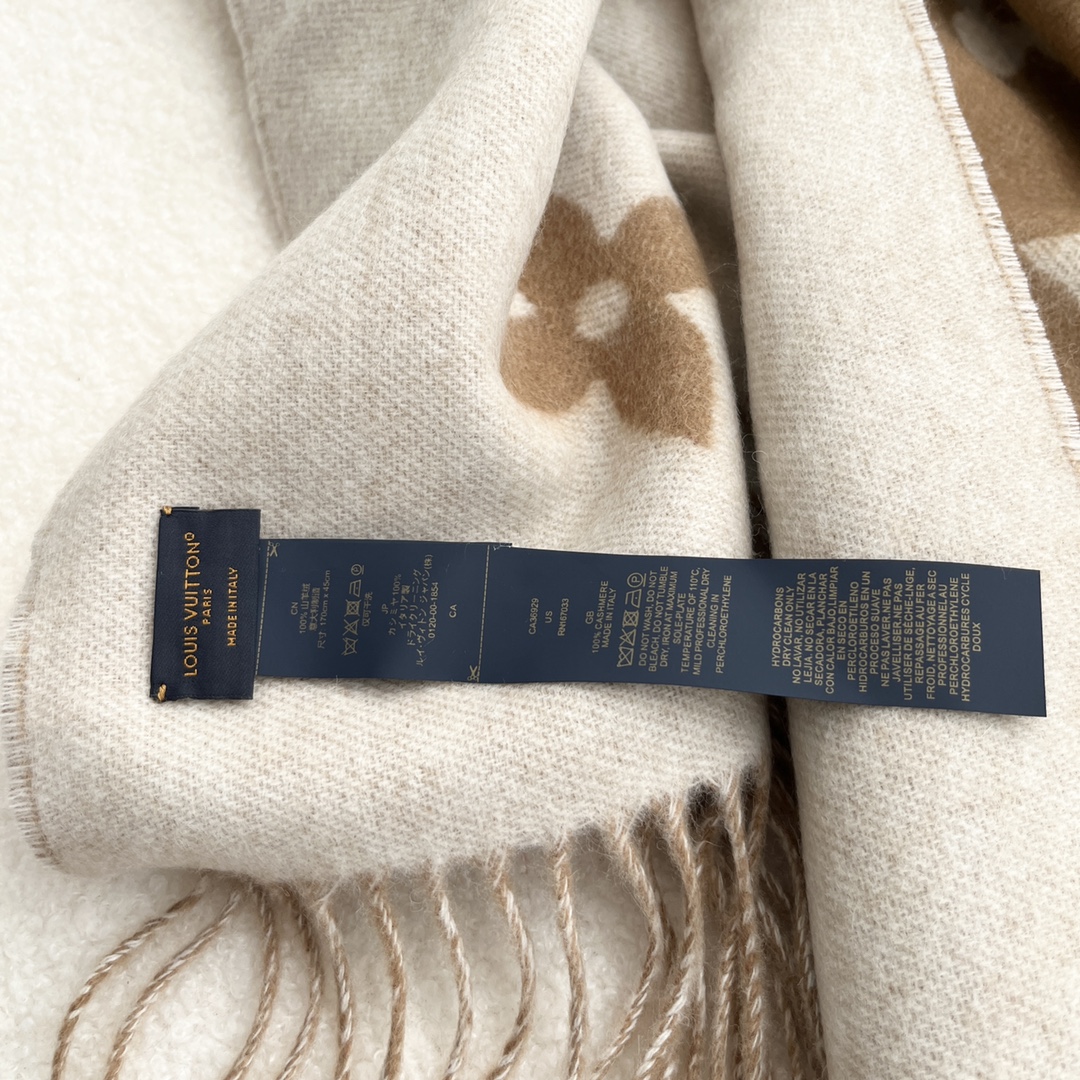 Louis Vuitton Scarf Reykjavik （M76067）