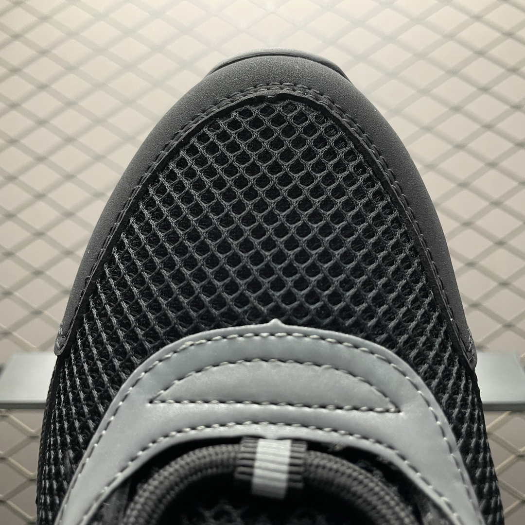 Dior B22 'Black Reflective'（3SN231ZNG_H969）