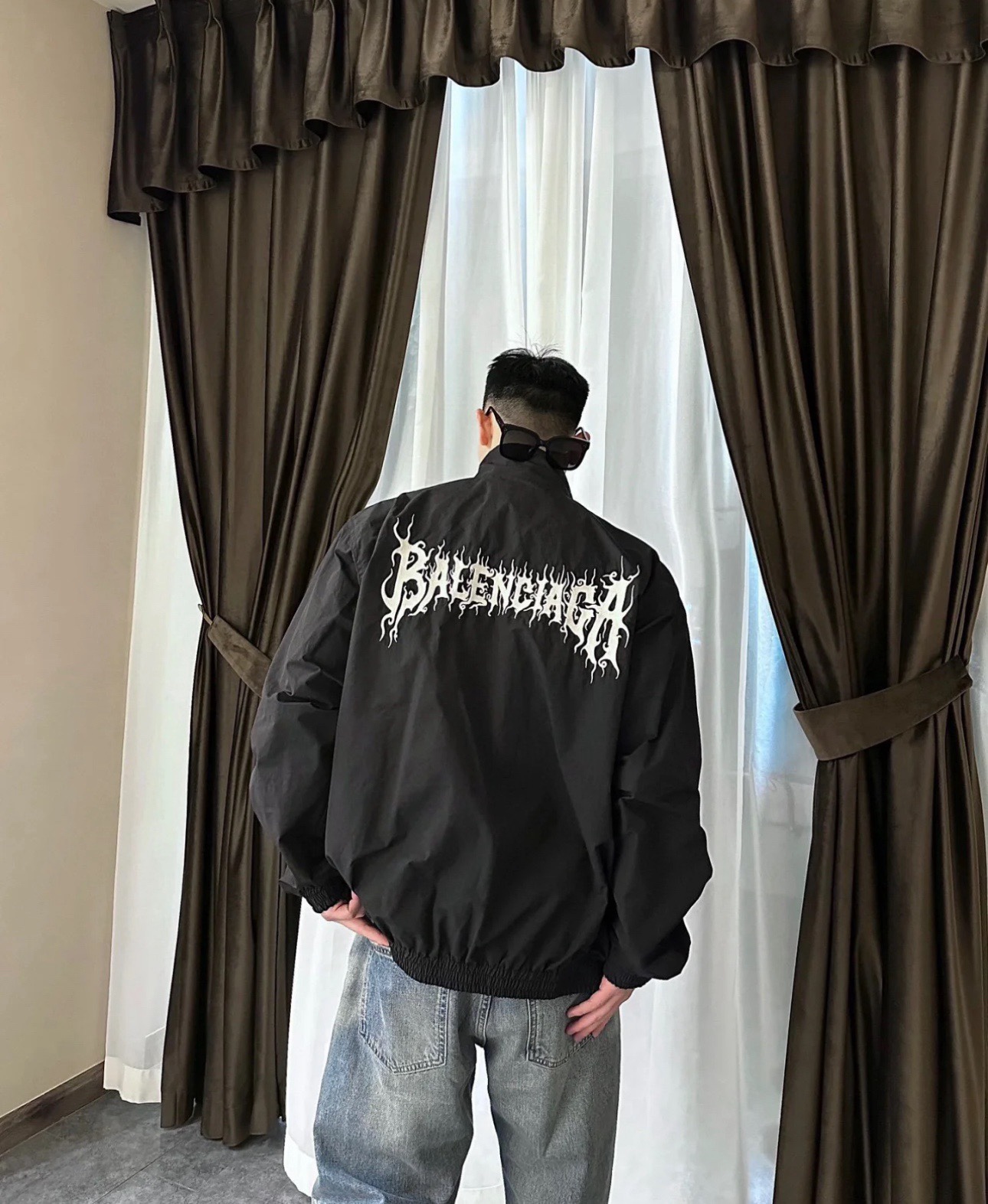Balenciaga Diy Metal Outline Tracksuit Jacket  (773063TNQ251000）