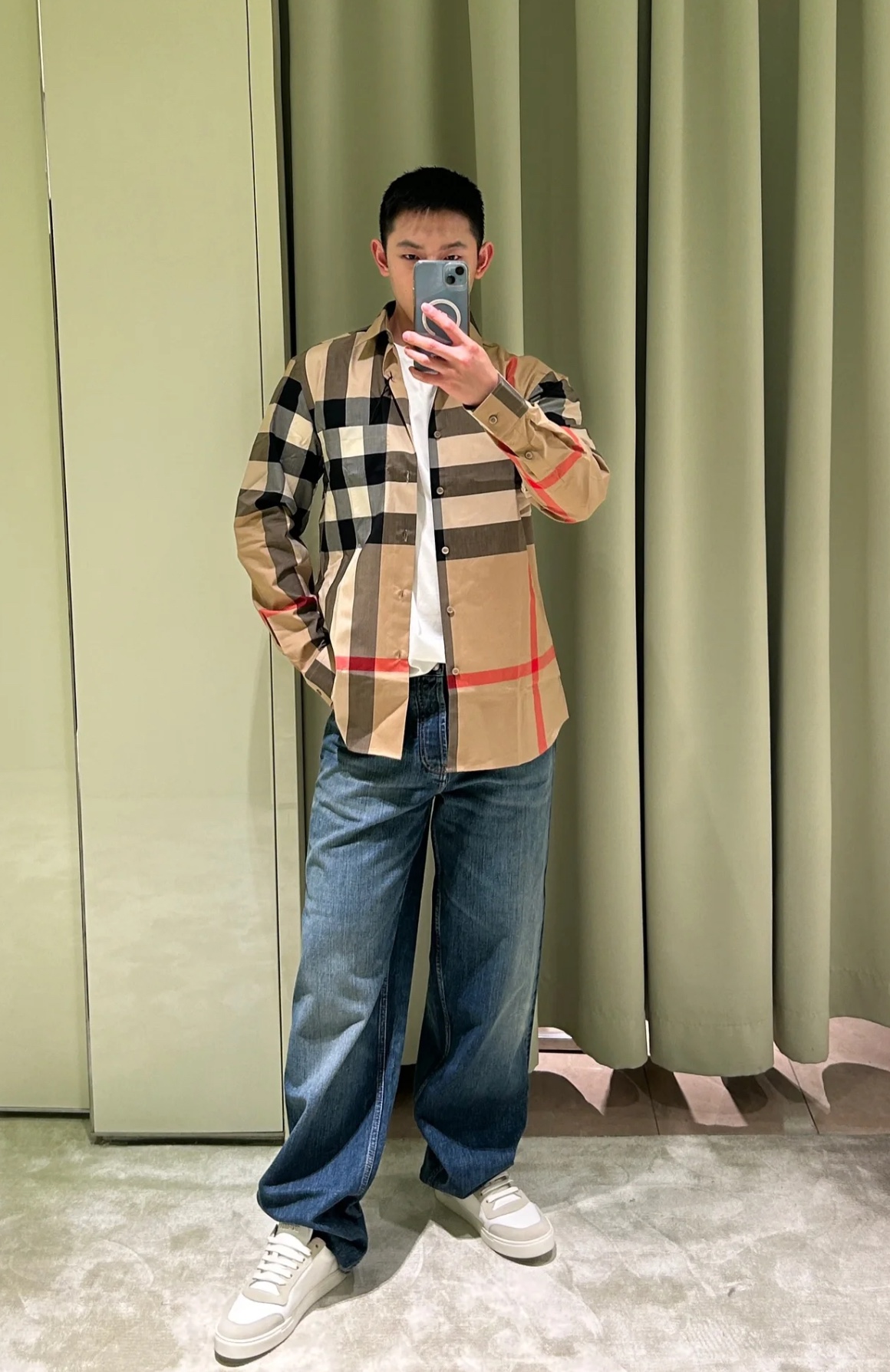 Burberry plaid shirt（80102131）