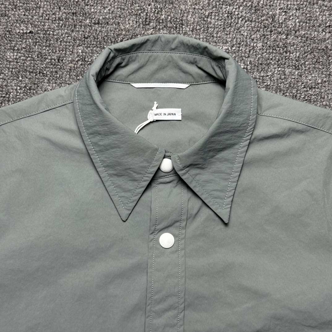 Thom Browne Nylon Armband Shirt Jacket（MJO067A-04391-035）