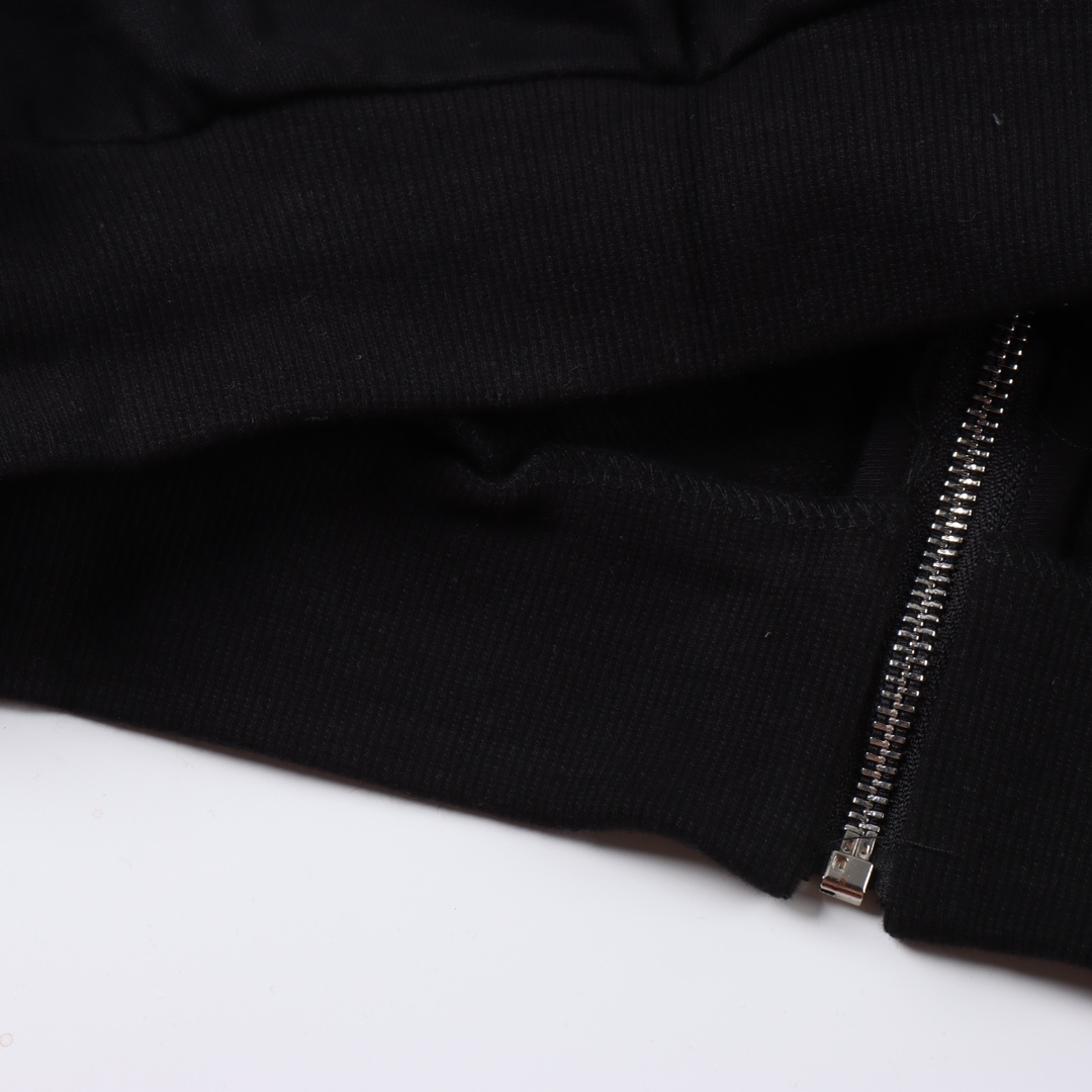 CELINE Hoodie (2Y497052H-38AW）