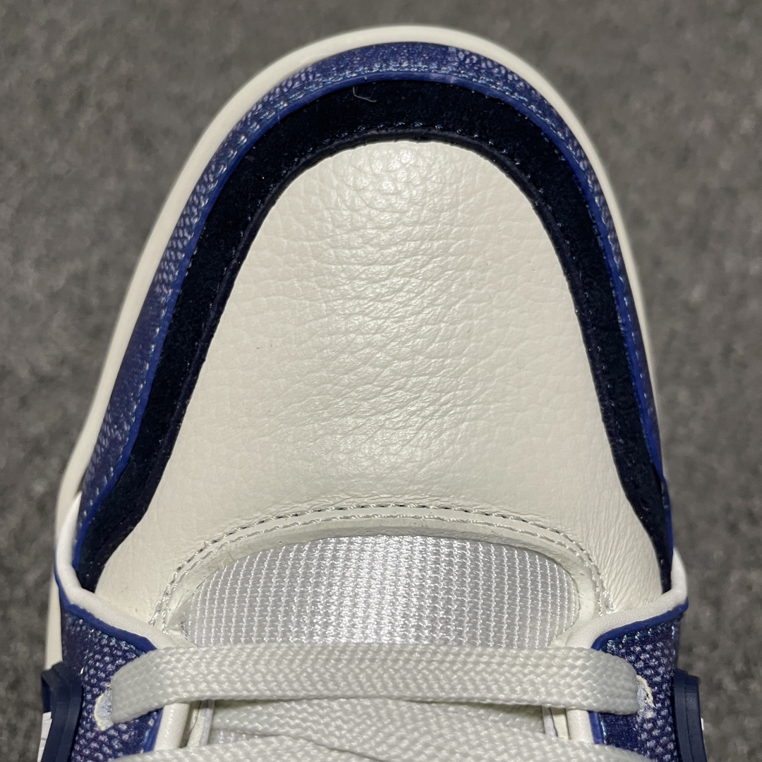 Louis Vuitton Trainer Maxi Line Sneakers LV（1ACPRW)
