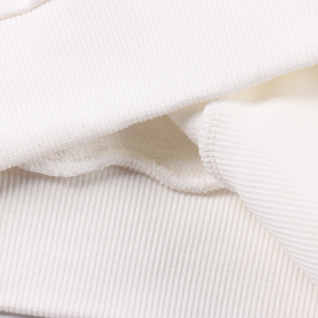 CELINE Hoodie (2Y321670Q-01OB）