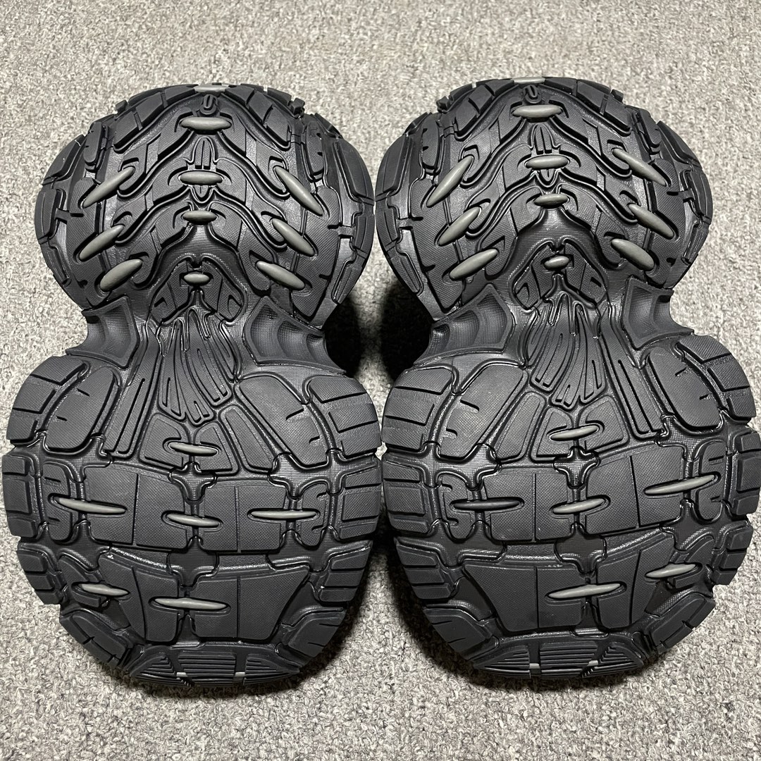 Balenciaga 10XL  sneakers（792779W3XL81000）