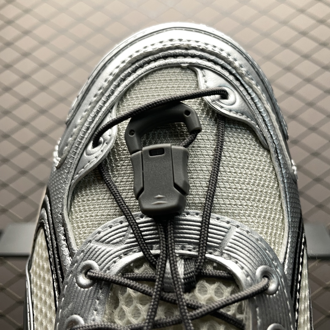 Asics Gel-Kahana TR V4 "Silver White"（1203A497-200）