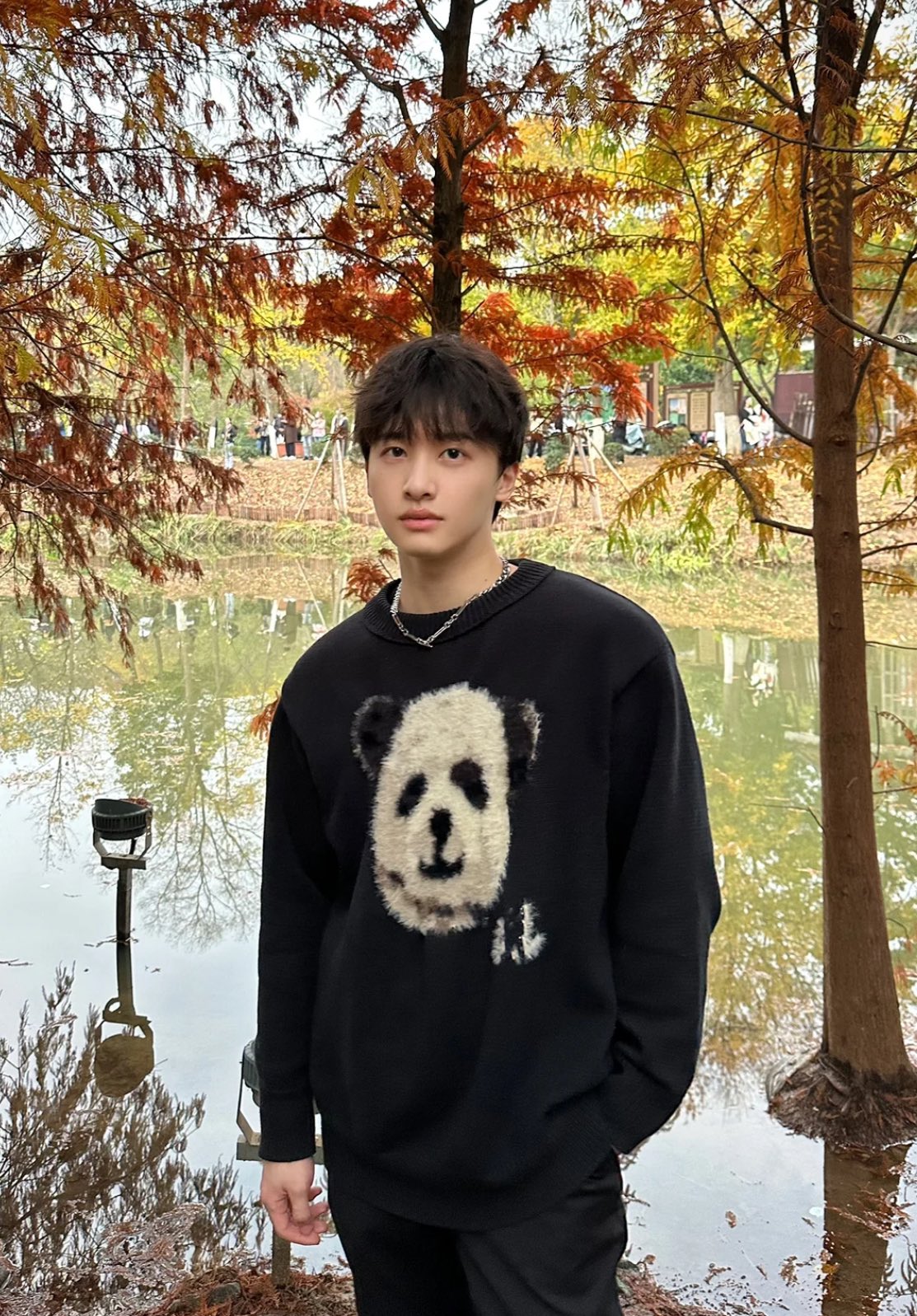 Charlie Luciano Panda Sweater  (124932M990263）