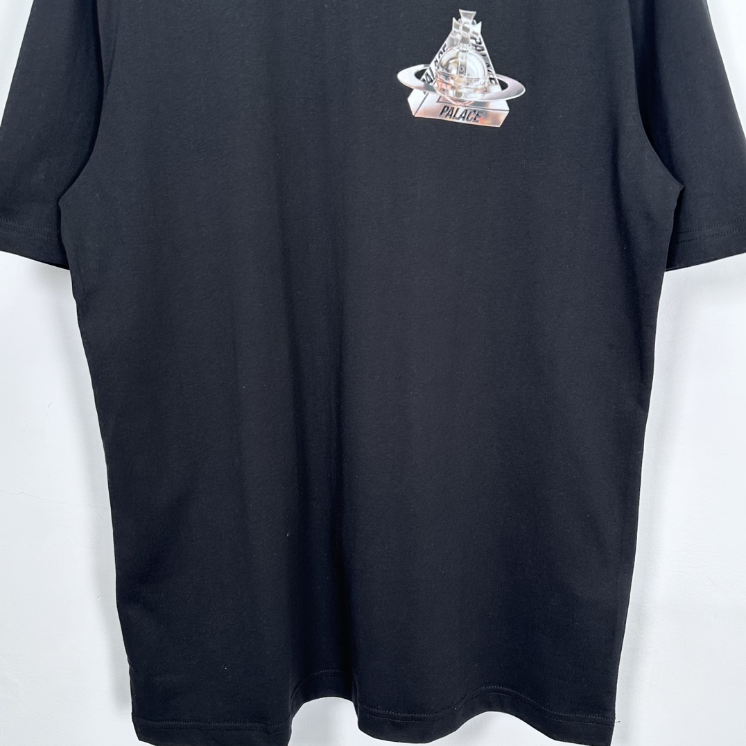 PALACE X VIVIENNE WESTWOOD TEE(VW-0001-1) PALACE X VIVIENNE WESTWOOD TEE(VW-0001-1)