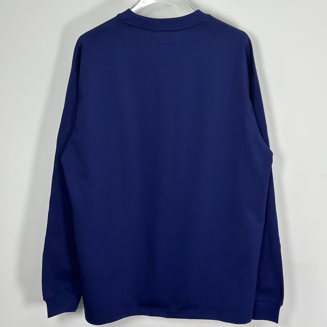 Supreme Old English L/S Top Supreme Old English L/S Top