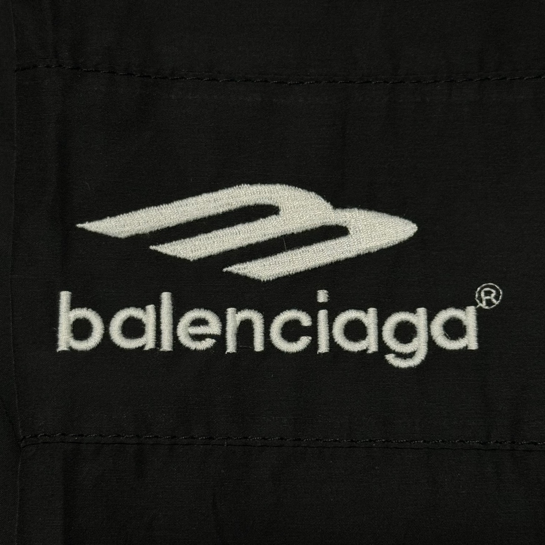Balenciaga Colorblock Embroidered Lettering Tracksuit Jacket (763436TNQ251000）