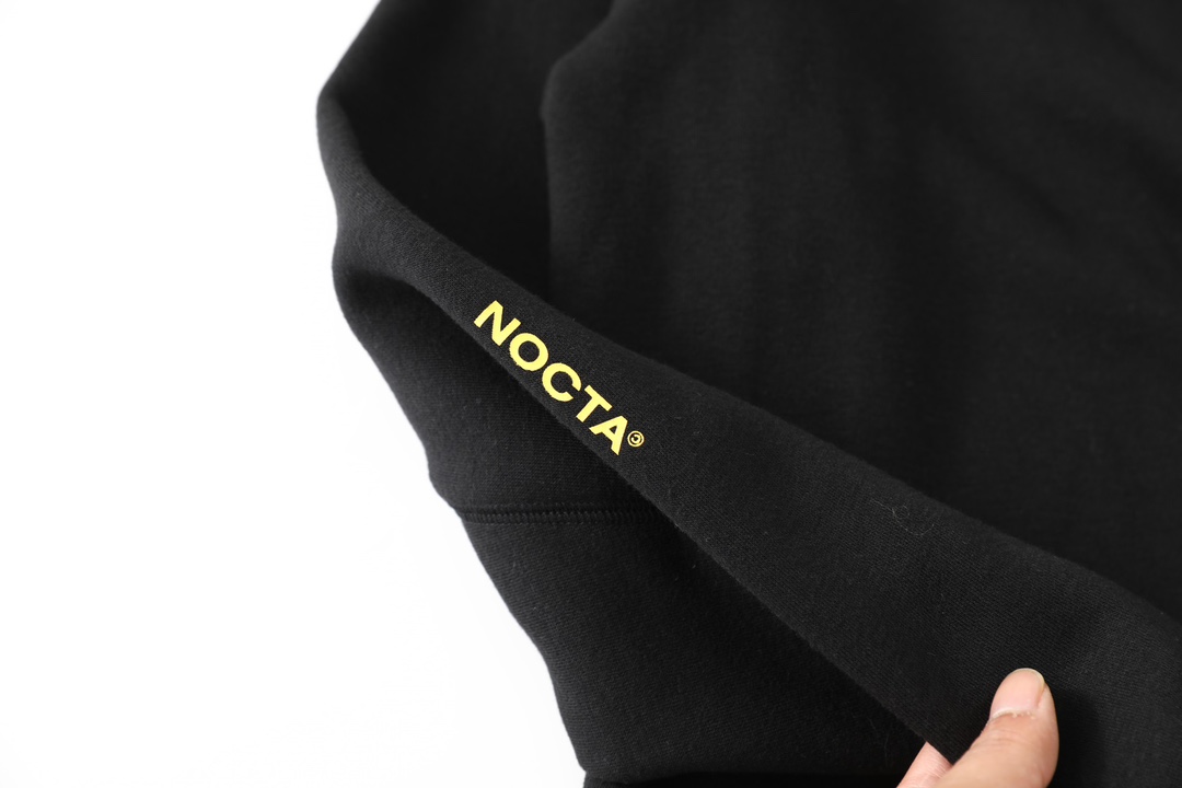 Nike x Nocta Tech Fleece Crew 'Black (FD8457-010）